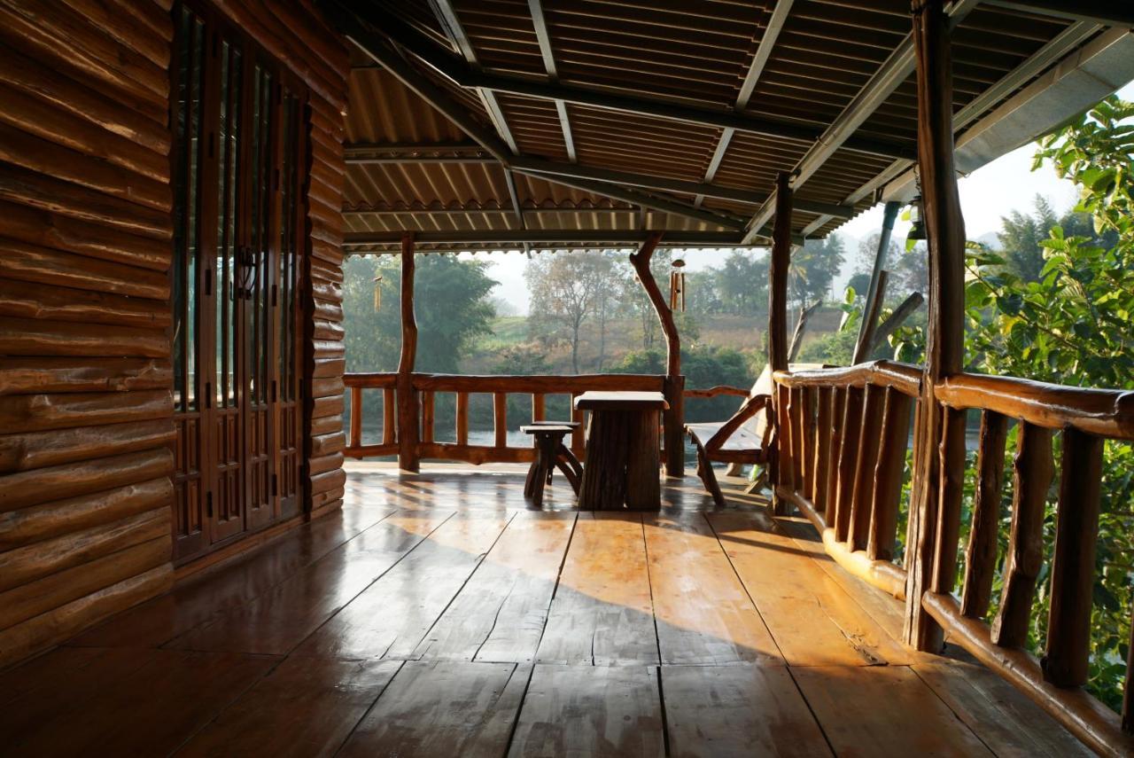 Baanrai Khunya บ้านไร่คุณย่า Ban Huai Maenam Noi エクステリア 写真