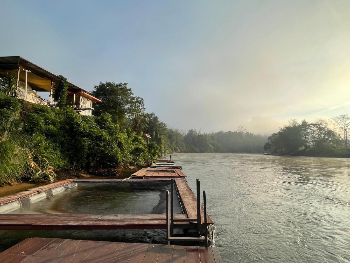Baanrai Khunya บ้านไร่คุณย่า Ban Huai Maenam Noi エクステリア 写真