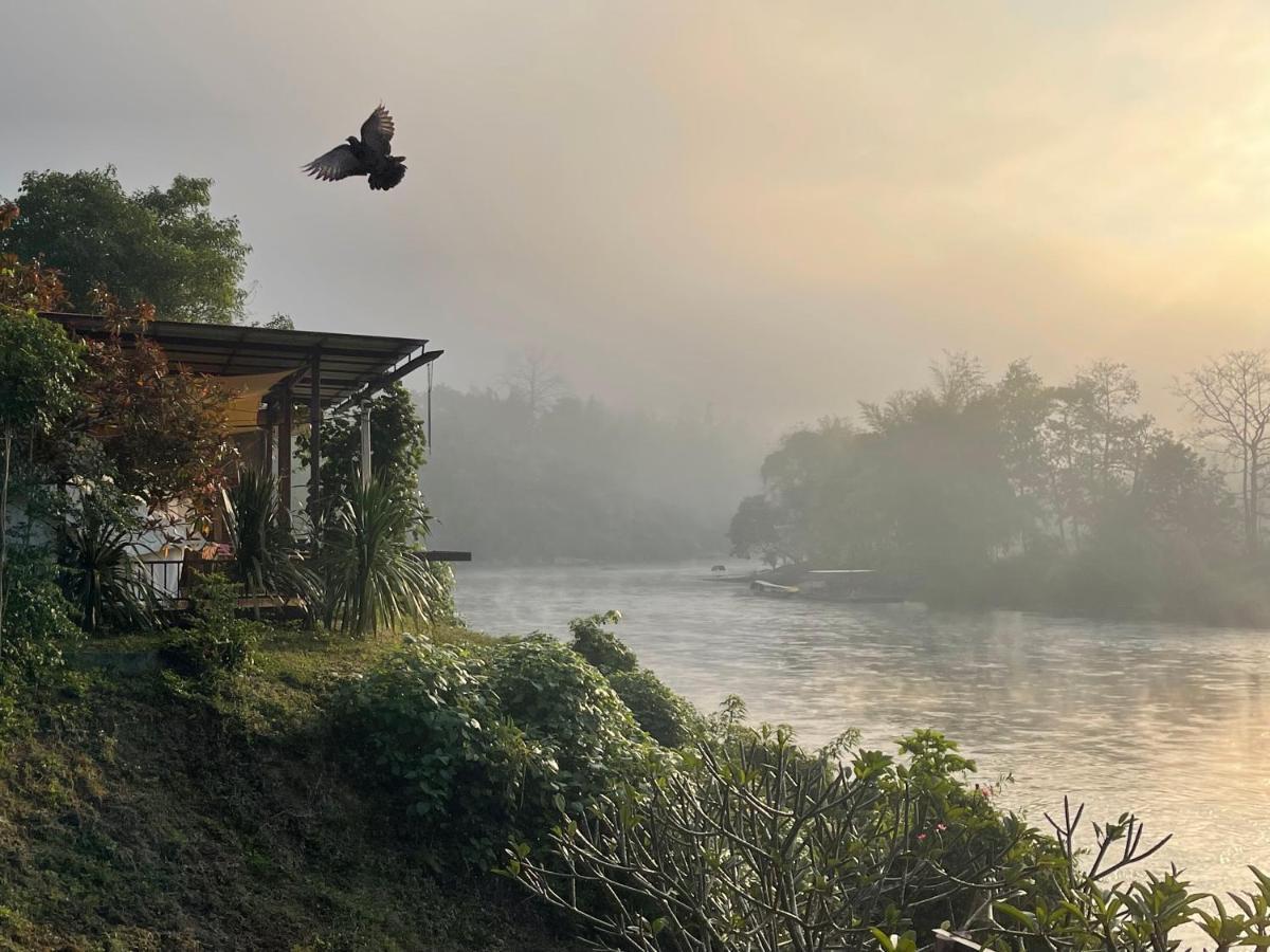 Baanrai Khunya บ้านไร่คุณย่า Ban Huai Maenam Noi エクステリア 写真