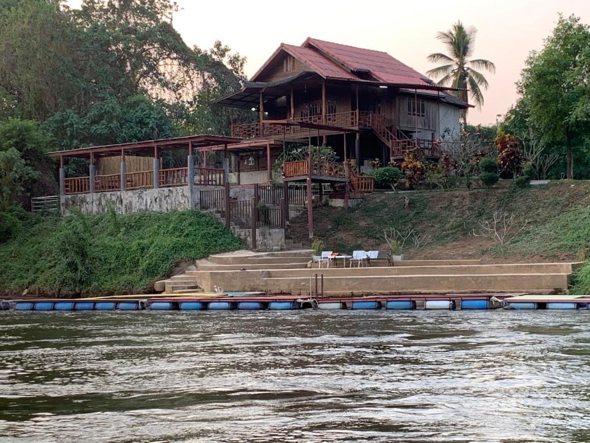 Baanrai Khunya บ้านไร่คุณย่า Ban Huai Maenam Noi エクステリア 写真