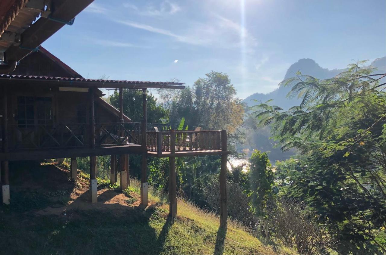 Baanrai Khunya บ้านไร่คุณย่า Ban Huai Maenam Noi エクステリア 写真