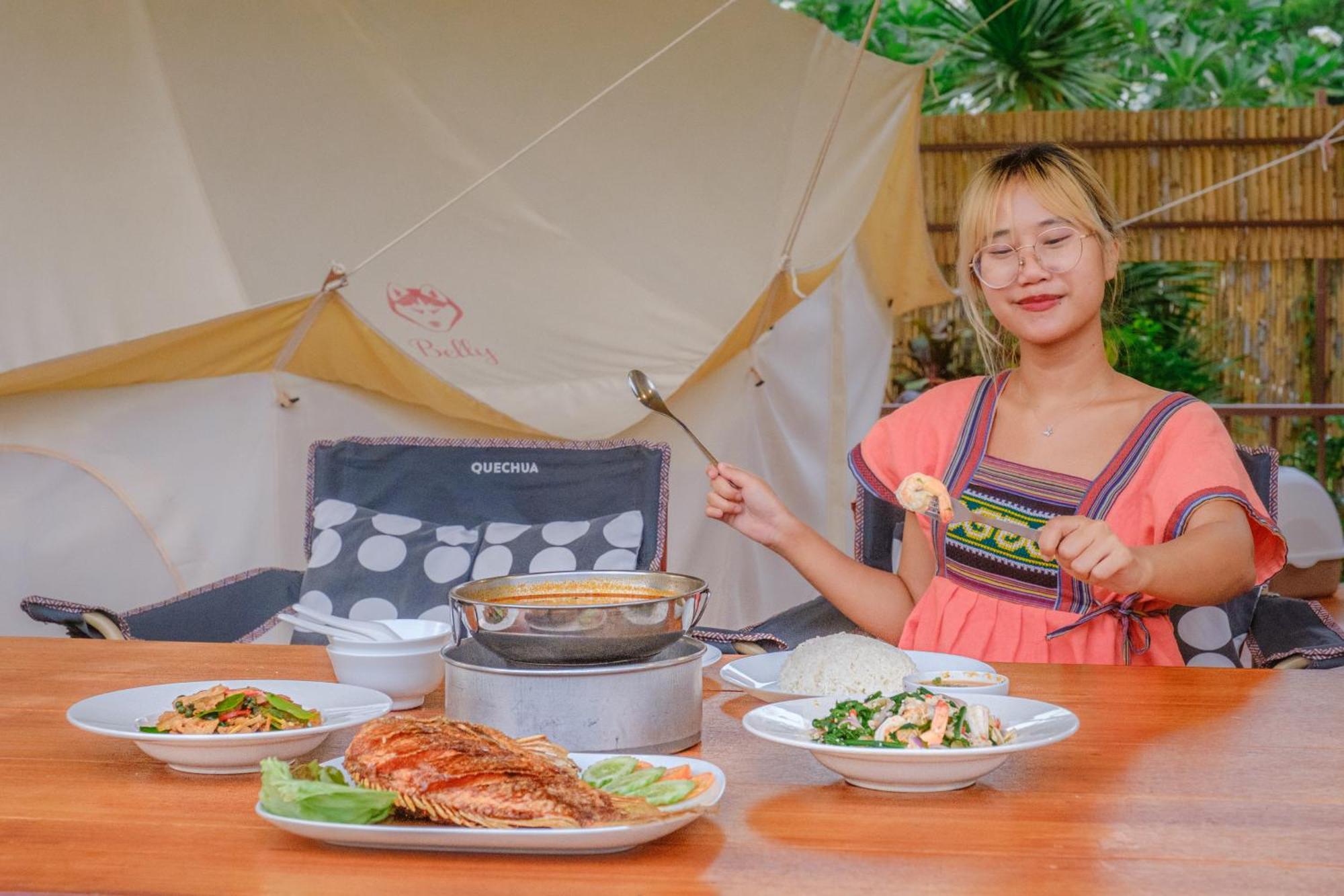 Baanrai Khunya บ้านไร่คุณย่า Ban Huai Maenam Noi エクステリア 写真
